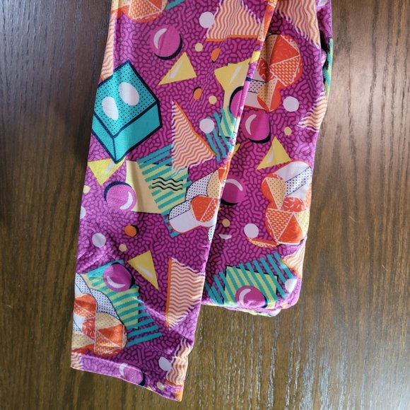 Super Soft LuLaRoe Teal Blue Pink Yellow Geometric Print Leggings OS - Picture 2 of 4